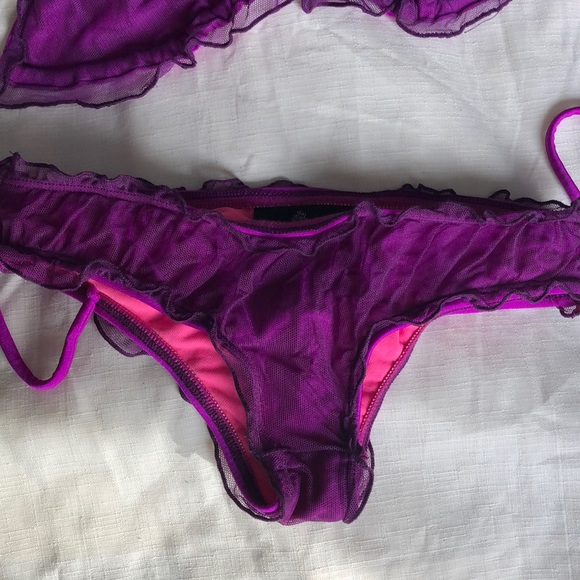 Purple bikini - Picture 2 of 5